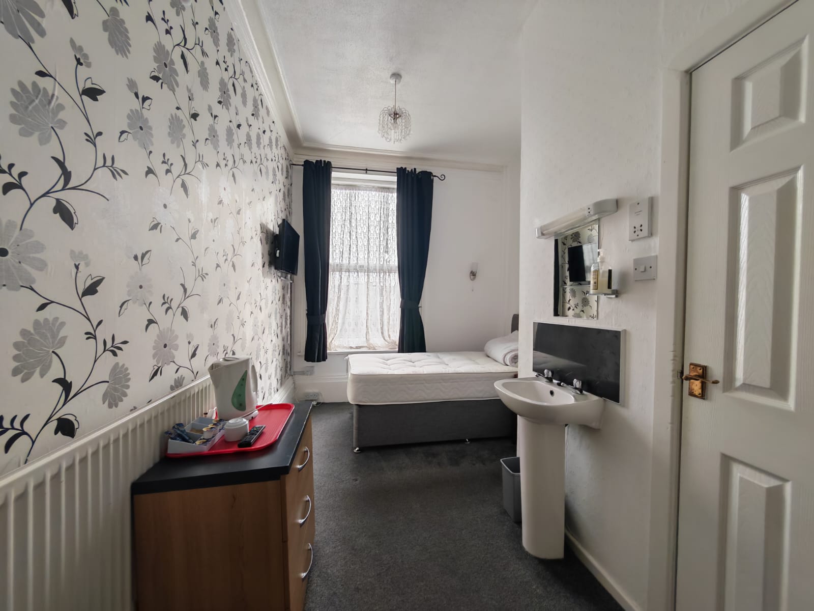 room 8